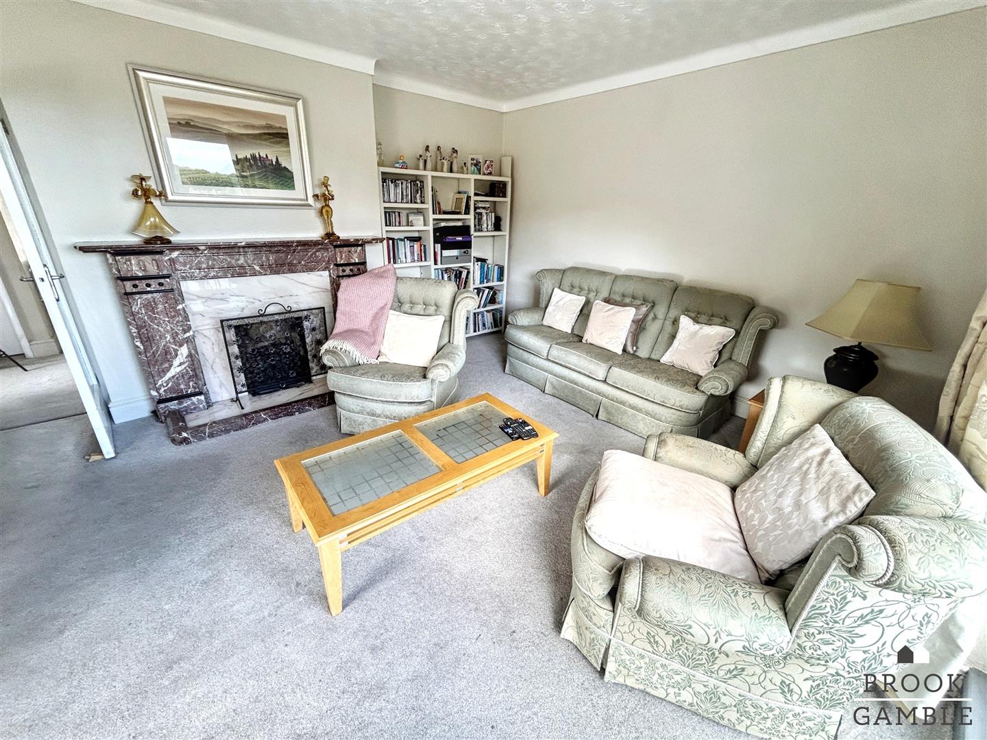 4 Bedroom Chalet - Detached. Pashley Road in Eastbourne,  15